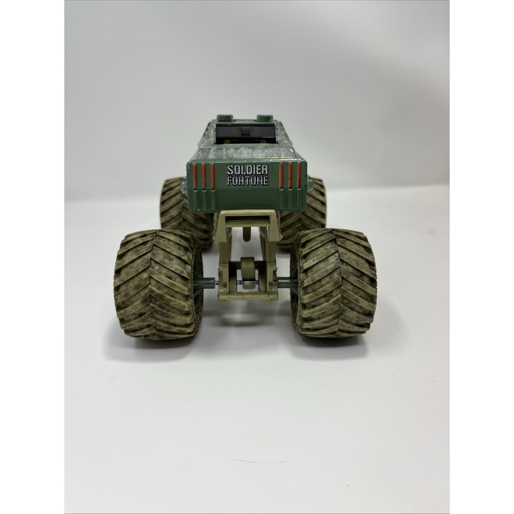 Monster‎ Jam Soldier Fortune Green Monster Truck 1:64 - Picture 4 of 4